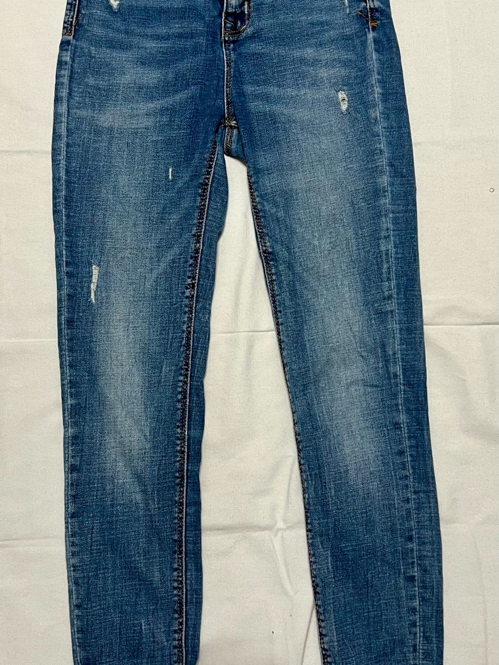 Stradivarius Superhigh Waist Skinny Jeans Distressed Medium Wash Size 4 / EUR 36